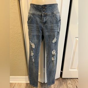 Hybrid Jeans/Distressed with rips